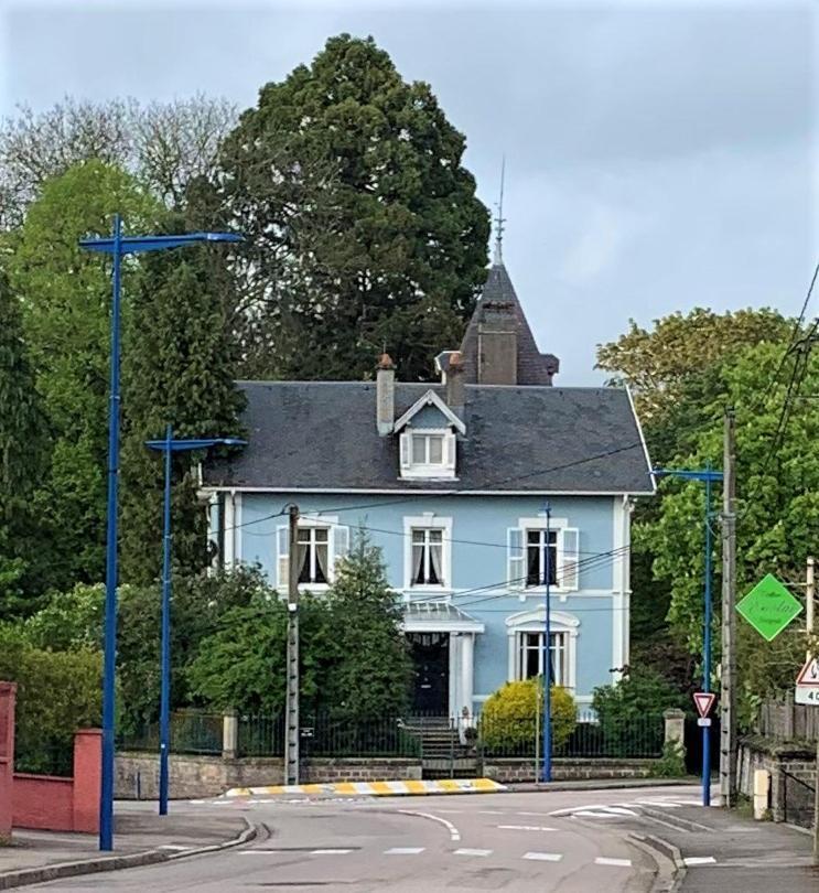 La Maison Bleue « La Charade » Thaon-les-Vosges Luaran gambar