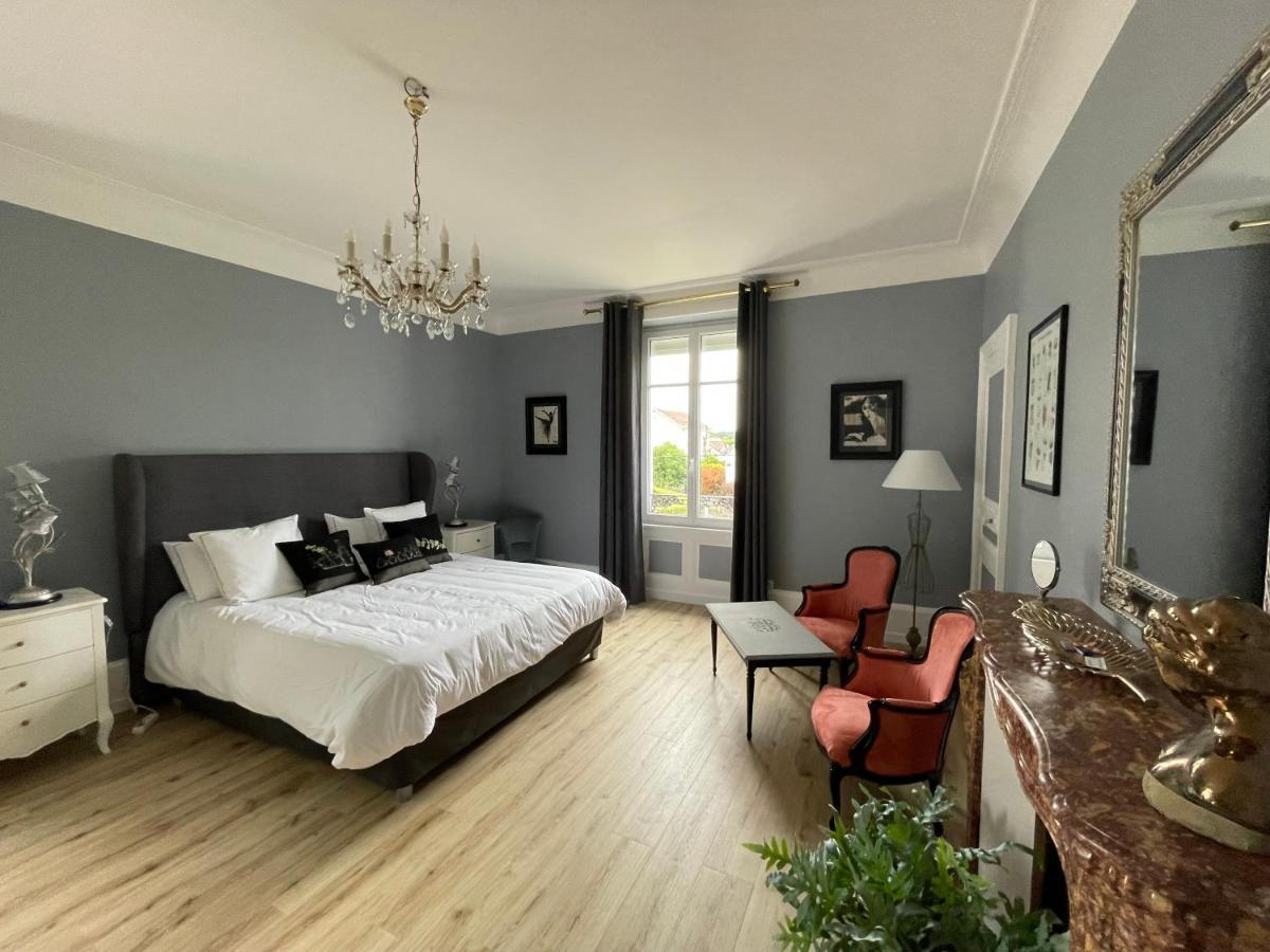 La Maison Bleue « La Charade » Thaon-les-Vosges Luaran gambar